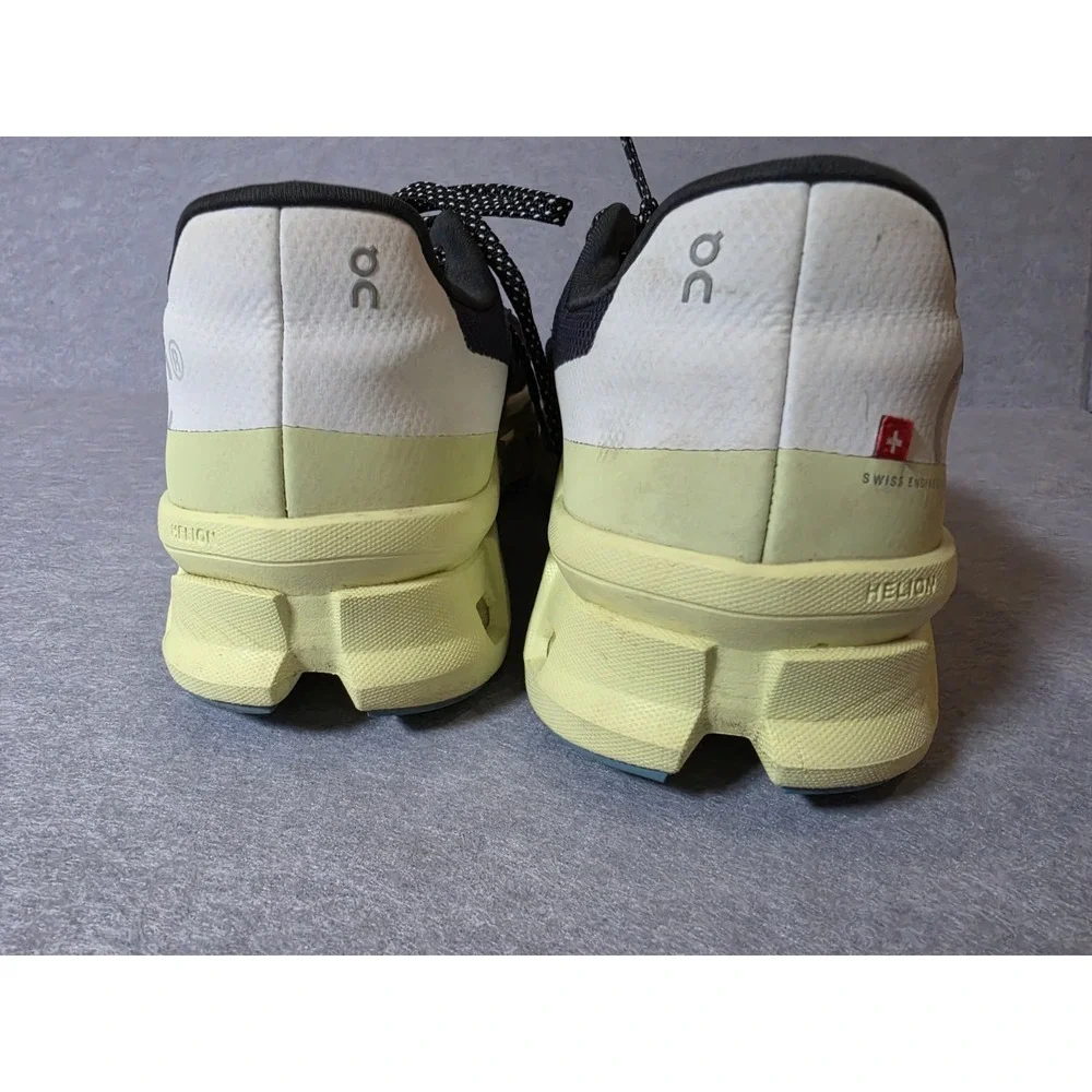 Mens SZ 9 On Cloudmonster Black White Lime